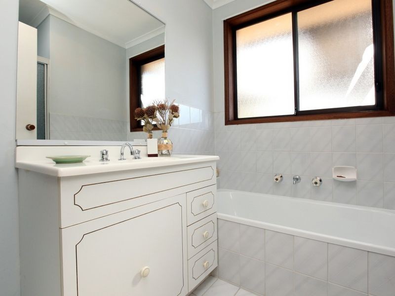 130 Deamer Crescent, Chisholm ACT 2905