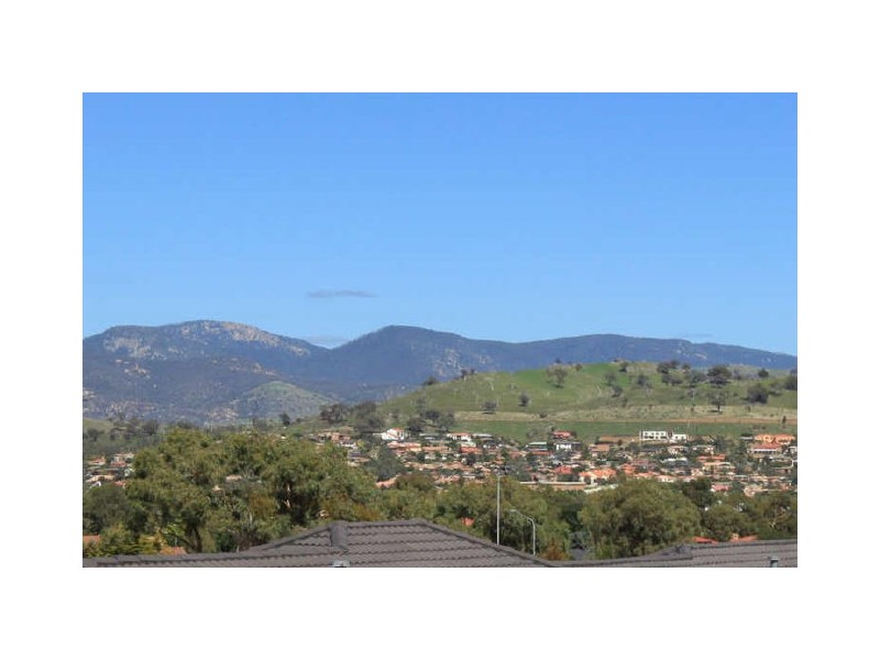 10/1 Templestowe Avenue, Conder ACT 2906