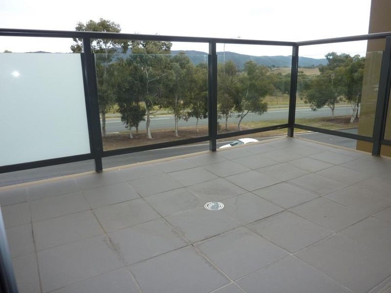 9/1 Cowlishaw Street “Emphora”, Greenway ACT 2900