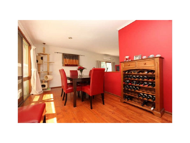 5 Riordan Street, Fadden ACT 2904