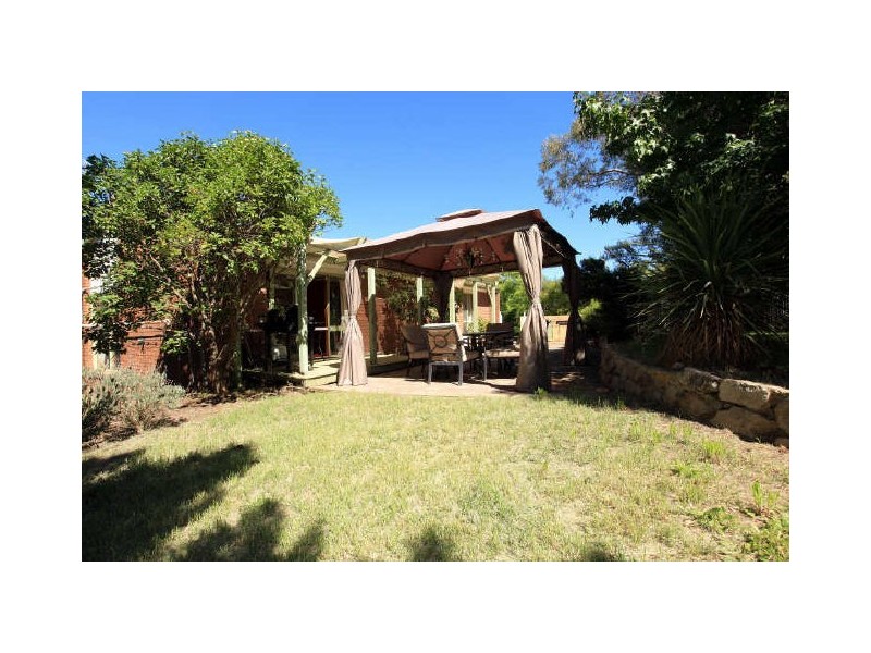 5 Riordan Street, Fadden ACT 2904