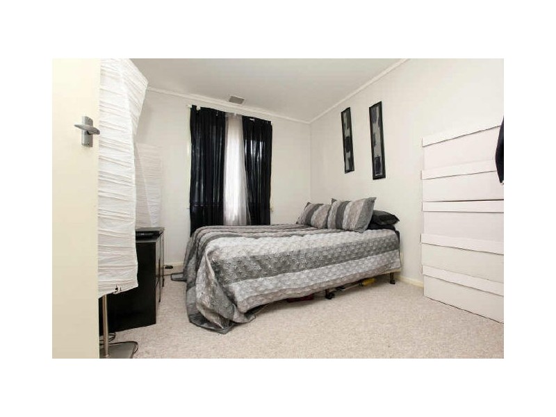 102 Bacchus Circuit, Kambah ACT 2902