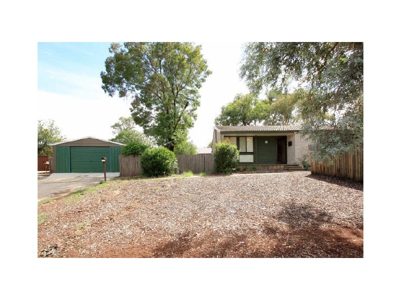 102 Bacchus Circuit, Kambah ACT 2902