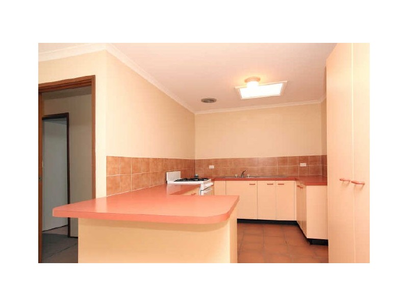14 Gratton Place, Isaacs ACT 2607