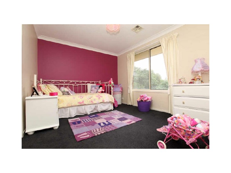 19 Flegg Crescent, Gordon ACT 2906