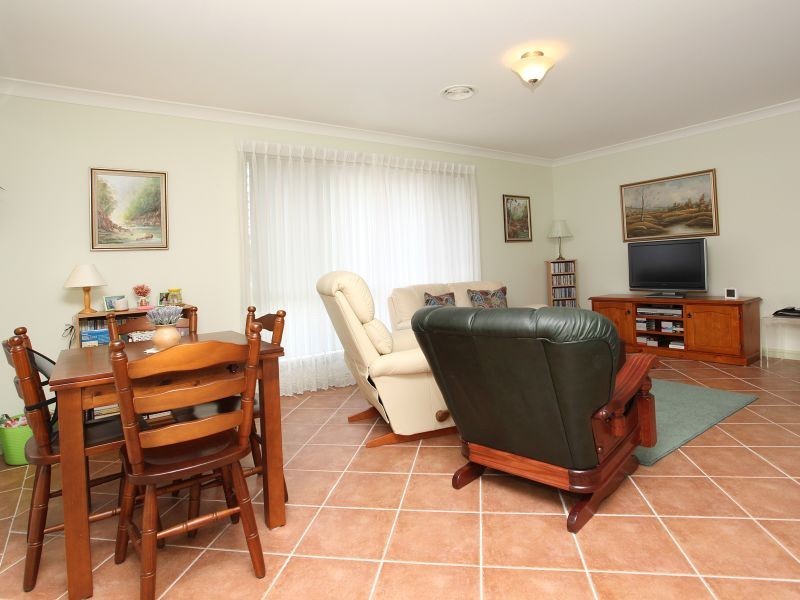 27 Oxenham Circuit, Gordon ACT 2906