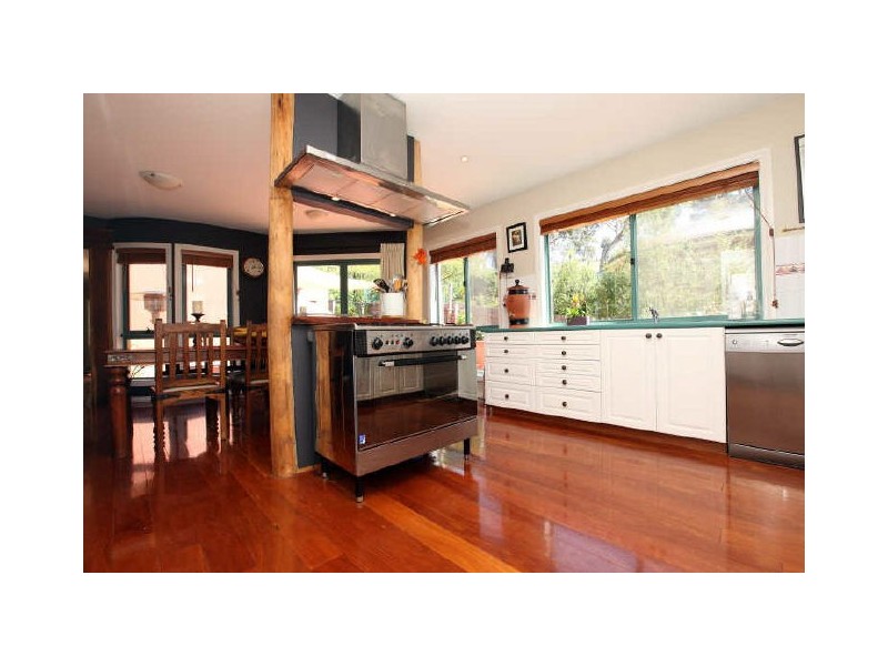 19 Sparkes Close, Fadden ACT 2904