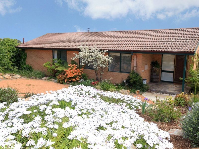 7 Lenehan Street, Giralang ACT 2617