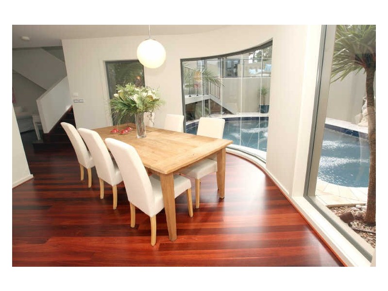 11 Nicholii Loop, Jerrabomberra NSW 2619