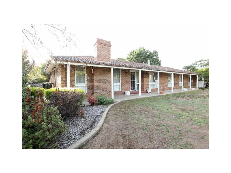 2 Shirra Close, Monash ACT 2904