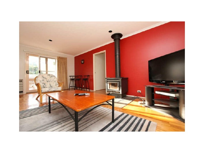 2 Shirra Close, Monash ACT 2904