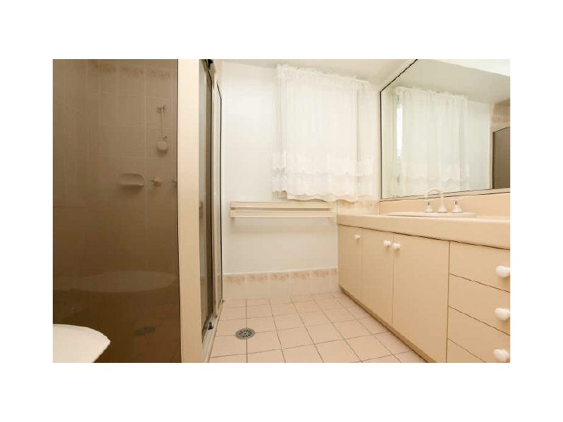 2 Shirra Close, Monash ACT 2904