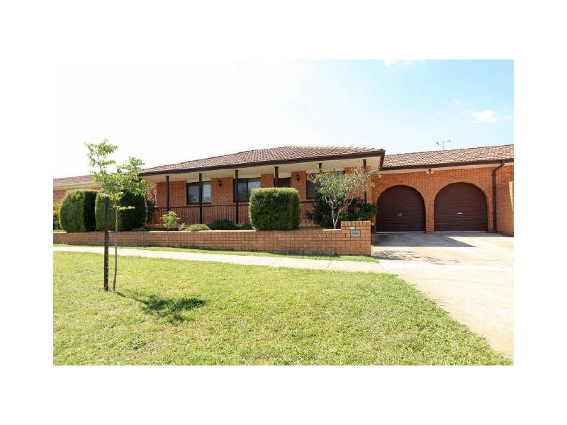 38 Wood Avenue, Queanbeyan NSW 2620