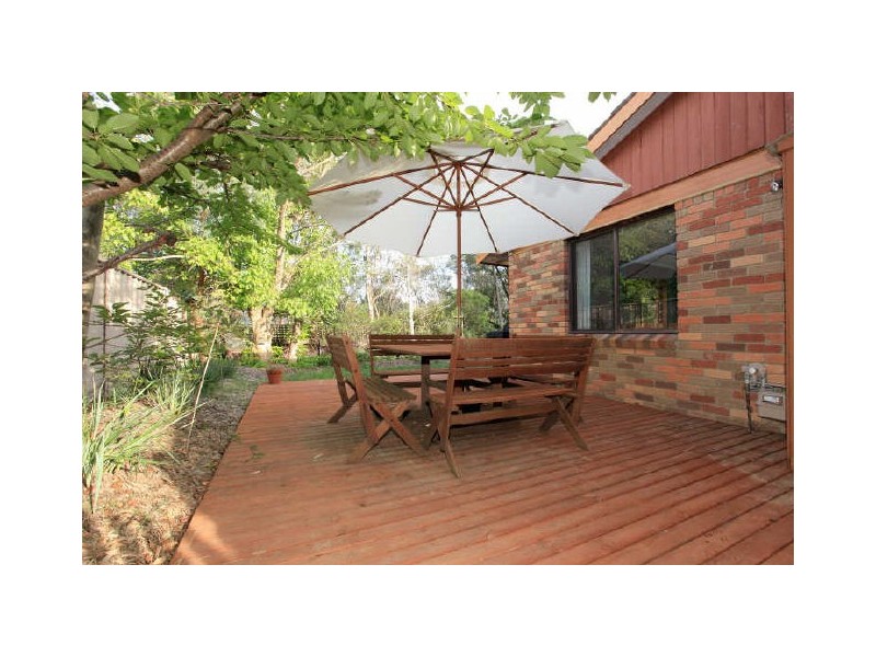 5 Hodel Place, Fadden ACT 2904