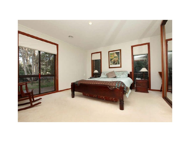 5 Hodel Place, Fadden ACT 2904