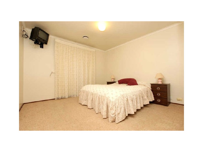 12 Brickhill Place, Gilmore ACT 2905