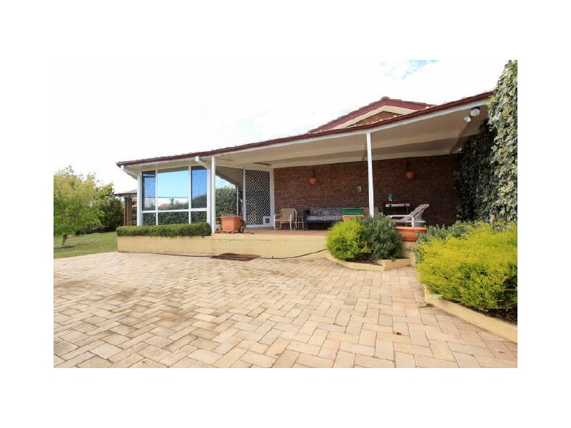 12 Brickhill Place, Gilmore ACT 2905