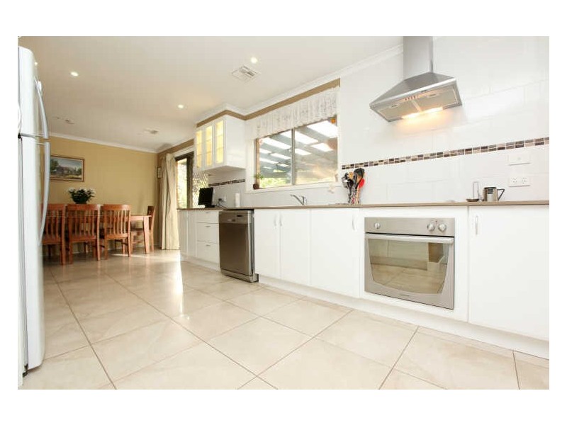 50 Lascelles Circuit, Kambah ACT 2902