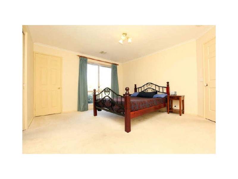 40 Lewis Luxton Avenue, Gordon ACT 2906