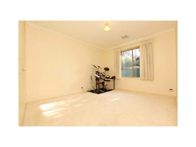40 Lewis Luxton Avenue, Gordon ACT 2906