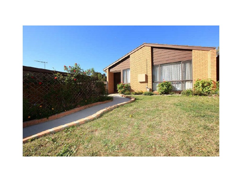 27 Carpenter Close, Calwell ACT 2905