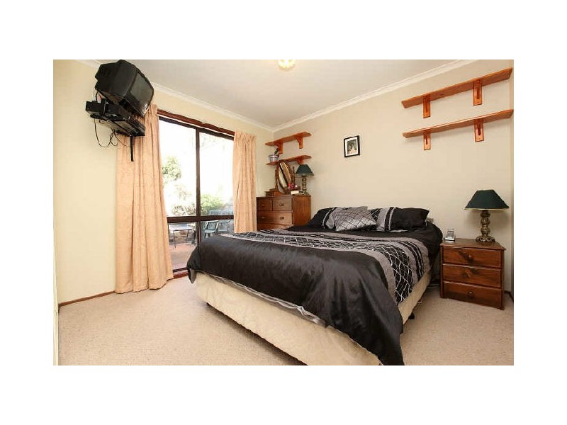 27 Carpenter Close, Calwell ACT 2905