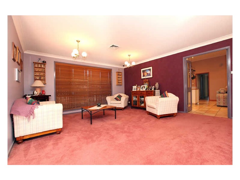 6 Benstead Place, Gordon ACT 2906