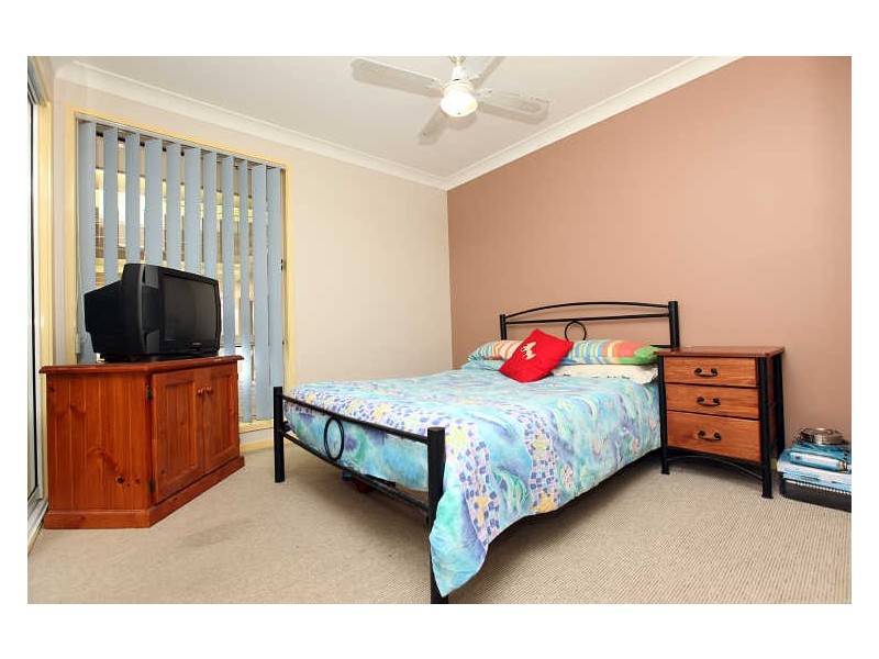 6 Benstead Place, Gordon ACT 2906