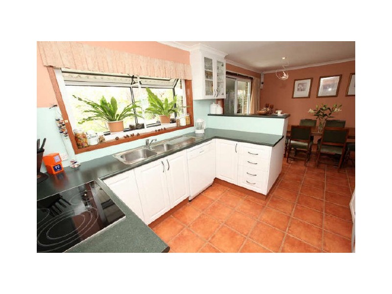 13 Couchman Crescent, Chisholm ACT 2905