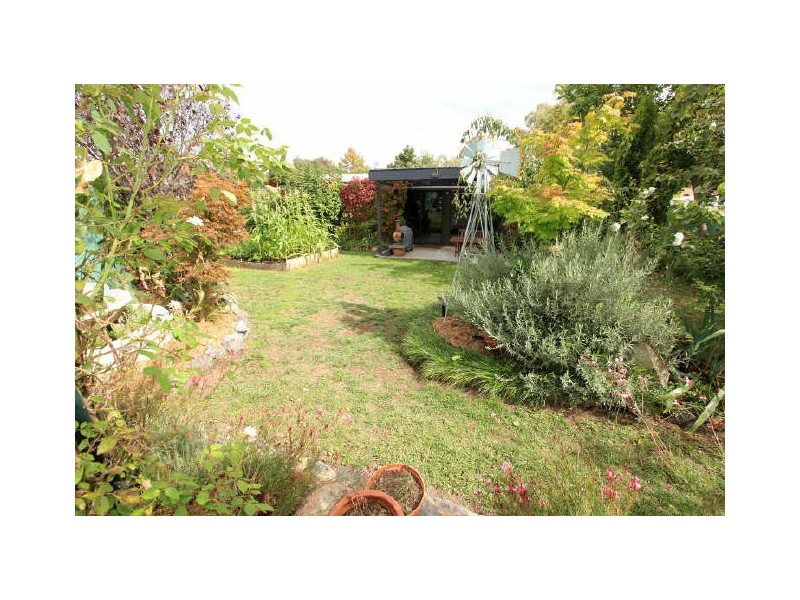 13 Couchman Crescent, Chisholm ACT 2905