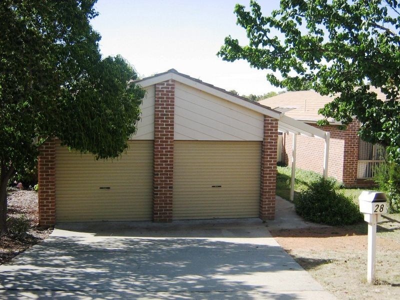 28 Scratchley Place, Monash ACT 2904