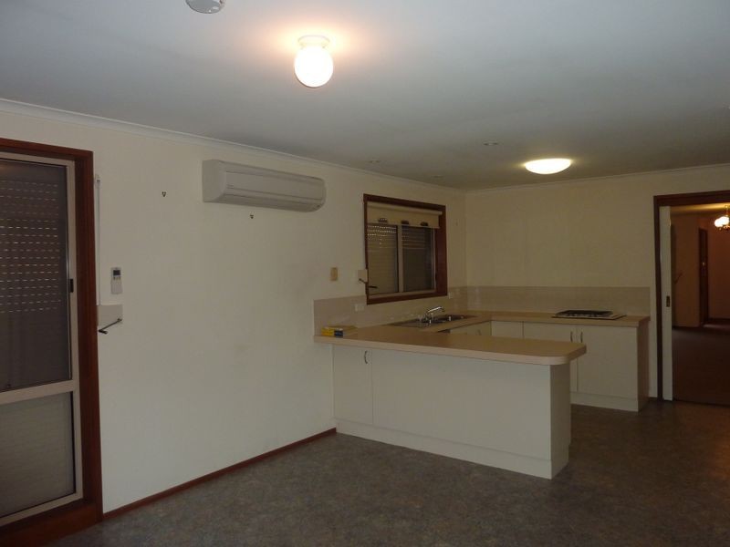 28 Scratchley Place, Monash ACT 2904