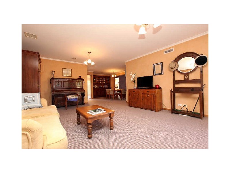 76 De Little Circuit, Greenway ACT 2900