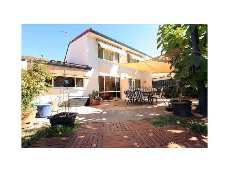 76 De Little Circuit, Greenway ACT 2900