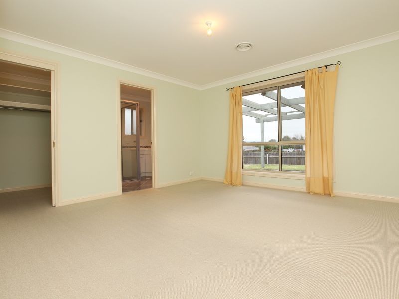 115 Templestowe Avenue, Conder ACT 2906