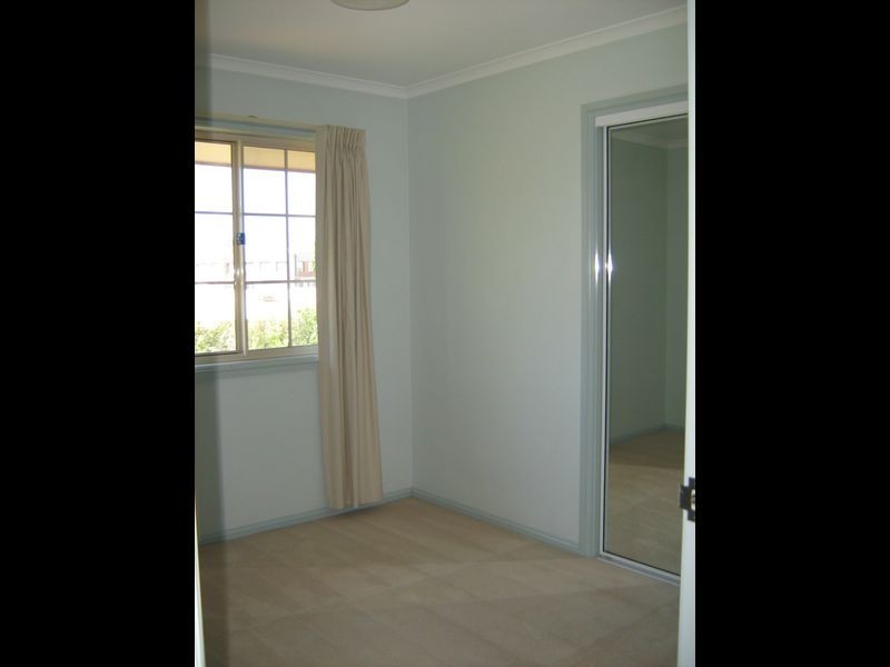 117 Cnr Kennedy & Cunningham Stree, Kingston ACT 2604