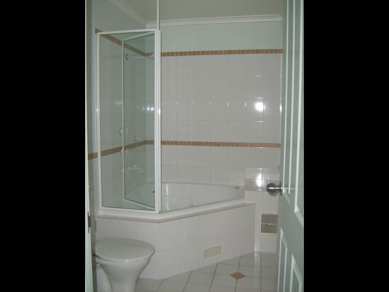 117 Cnr Kennedy & Cunningham Stree, Kingston ACT 2604