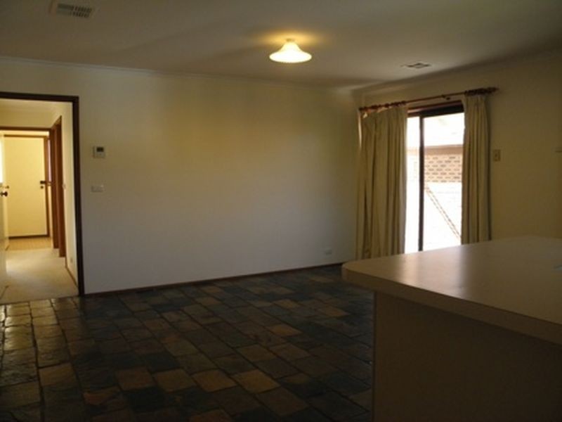 27 Ern Florence Crescent, Theodore ACT 2905