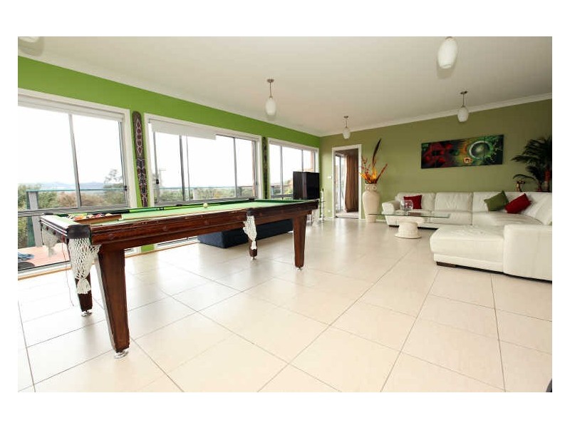 105 Outtrim Avenue, Calwell ACT 2905