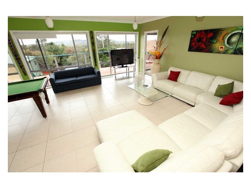 105 Outtrim Avenue, Calwell ACT 2905