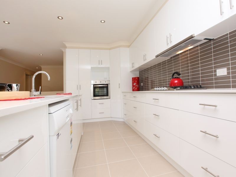52 Nicklin Crescent, Fadden ACT 2904