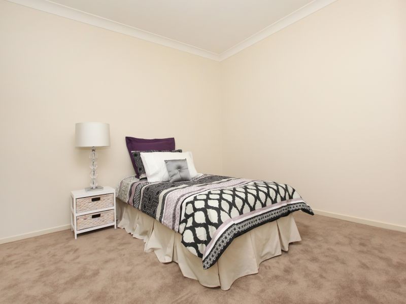 52 Nicklin Crescent, Fadden ACT 2904