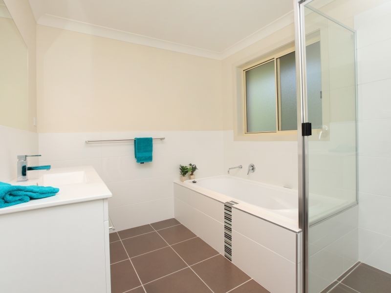 52 Nicklin Crescent, Fadden ACT 2904