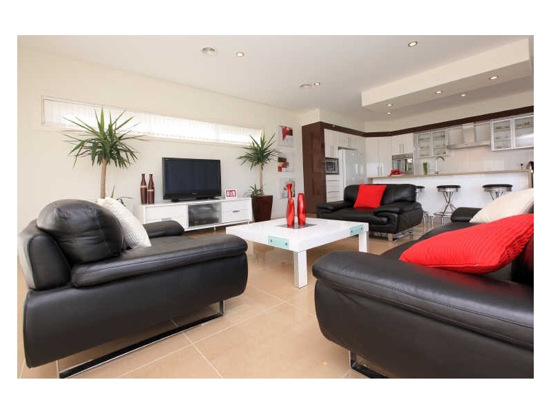 51 Waterfall Drive, Jerrabomberra NSW 2619