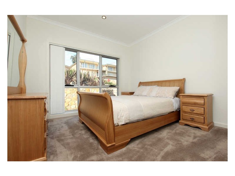 51 Waterfall Drive, Jerrabomberra NSW 2619