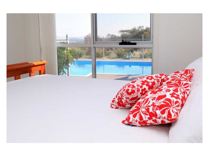 51 Waterfall Drive, Jerrabomberra NSW 2619