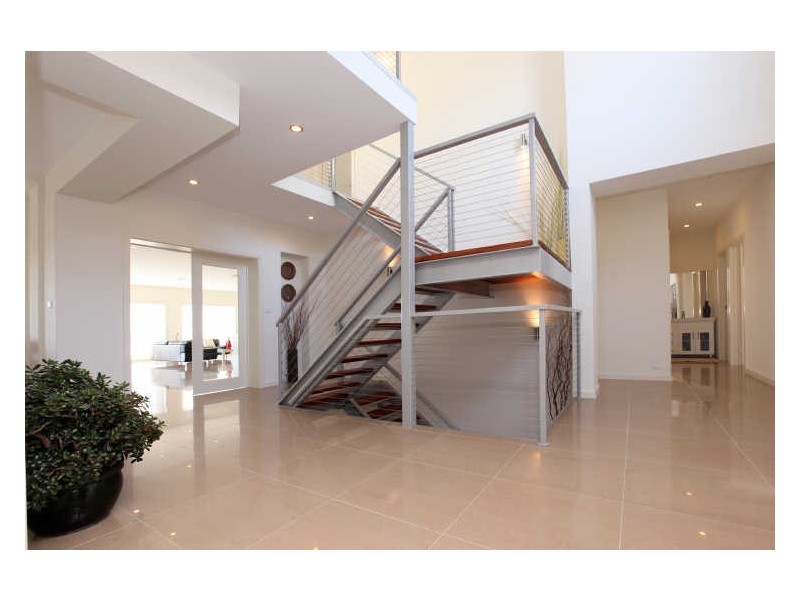 51 Waterfall Drive, Jerrabomberra NSW 2619