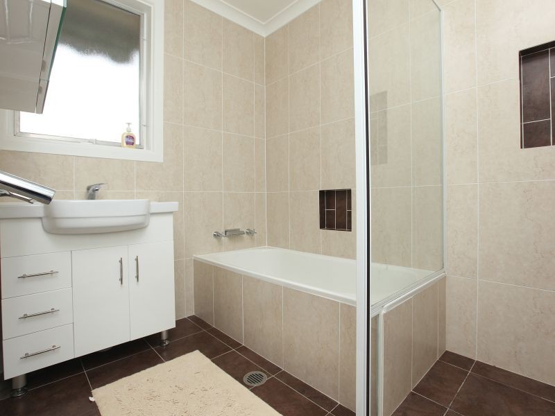 27 Charles Street, Queanbeyan NSW 2620