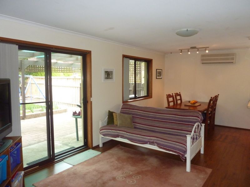 2 Emily Bulcock Crescent, Gilmore ACT 2905