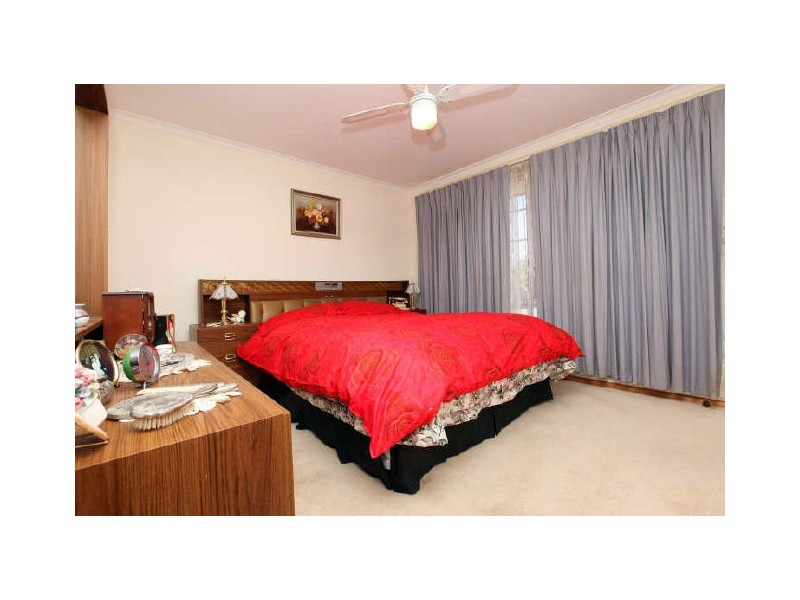 16 Abercrombie Circuit, Banks ACT 2906